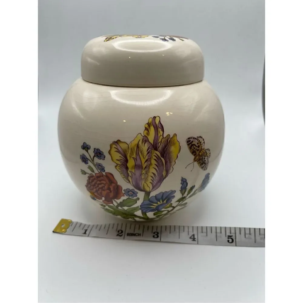 Mason’s white floral butterfly ginger jar